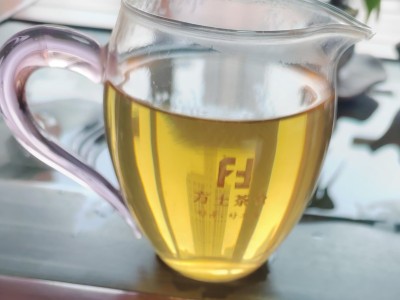 千家寨古树生茶（2016年生普洱混采）图4