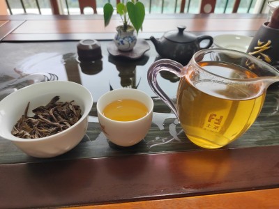 易武生茶龙珠（2020年非正山混采）图4